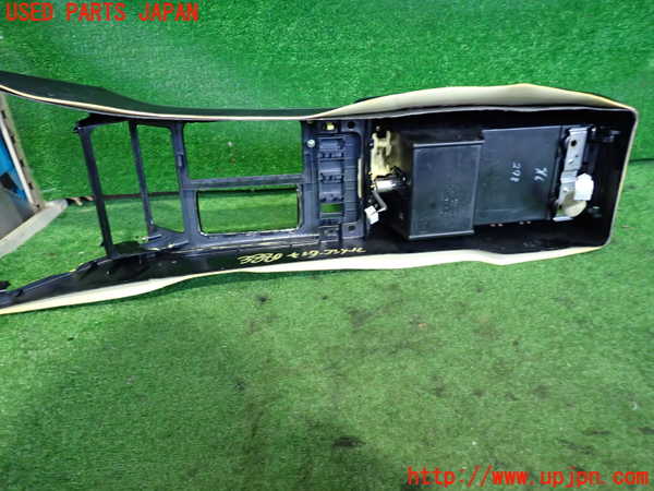 2UPJ-9238807540]クラウン エステート(JZS171W)センターコンソール 中古_5