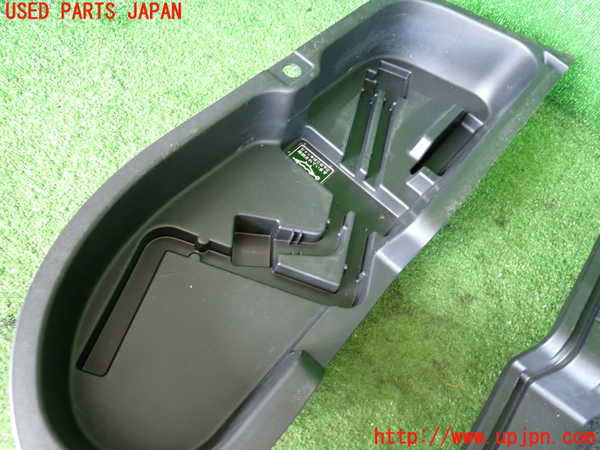 2UPJ-9238807773]クラウン エステート(JZS171W)ラゲッジトレイ3 中古_3
