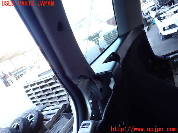 2UPJ-9238807675]クラウン エステート(JZS171W)右リアピラートリム 中古_3