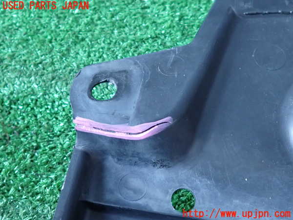2UPJ-9238812170]クラウン アスリート(GRS211)エンジンアンダーカバー 中古_3