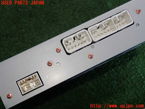 2UPJ-9238816525]クラウン アスリート(GRS211)アンプ 中古_4