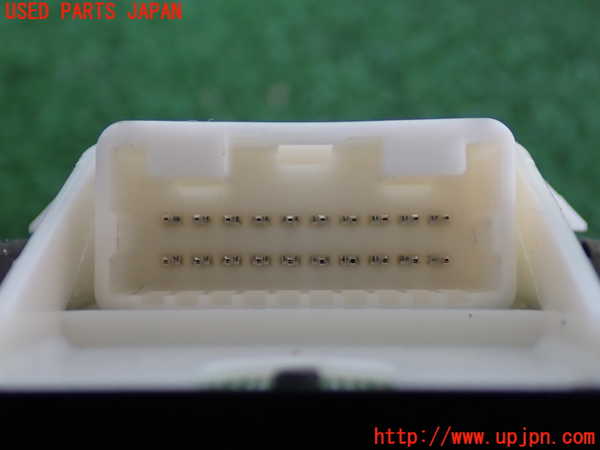 2UPJ-9238816240]クラウン アスリート(GRS211)右前パワーウィンドウスイッチ 中古_4