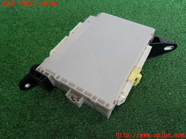 2UPJ-9238816741]クラウン アスリート(GRS211)ヒューズボックス1 中古_2