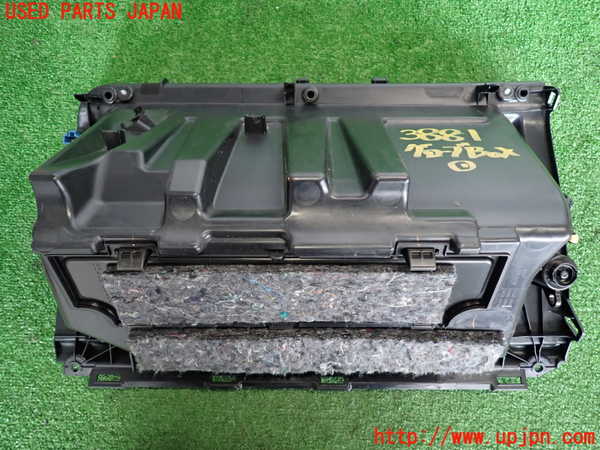 2UPJ-9238817516]クラウン アスリート(GRS211)グローブボックス1 中古_3