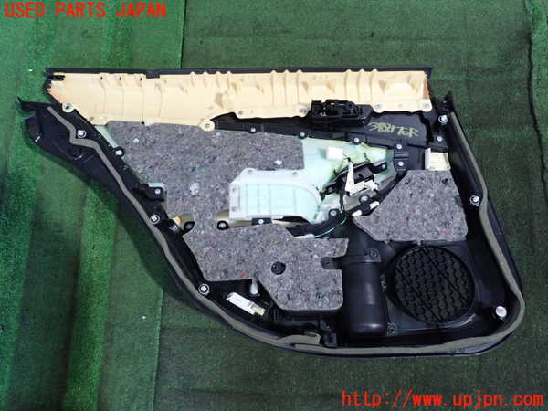 2UPJ-9238811294]クラウン アスリート(GRS211)右後ドア内張り 中古_3