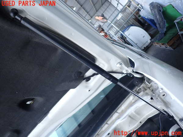 2UPJ-9238821068]クラウン エステート(JZS175W)ボンネットダンパー 中古_2