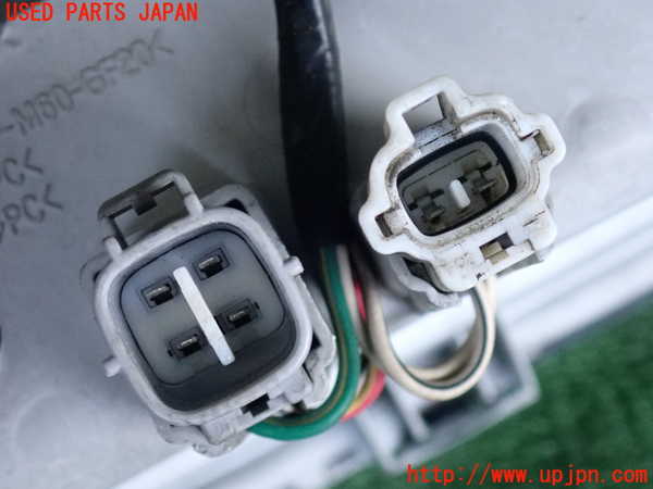 2UPJ-9238821132]クラウン エステート(JZS175W)左ヘッドライト ハロゲン 中古_4