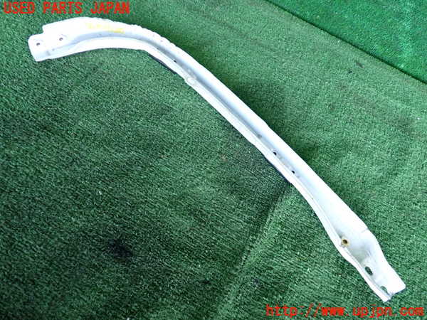 2UPJ-9238821140]クラウン エステート(JZS175W)右ヘッドライトリム 中古_2