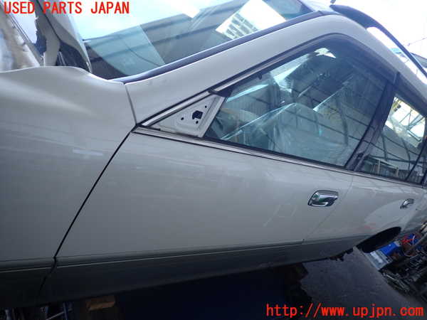2UPJ-9238821260]クラウン エステート(JZS175W)左前ドア (M5O5) 中古_2