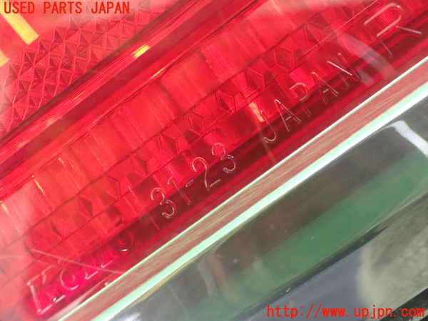 2UPJ-9238821550]クラウン エステート(JZS175W)右リアフィニッシャー 中古_3