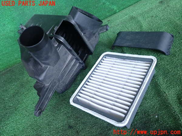 2UPJ-9238822560]クラウン エステート(JZS175W)エアクリーナーボックス 中古_4