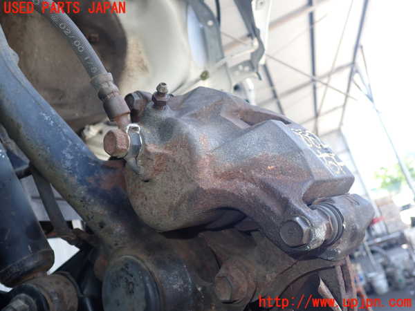2UPJ-9238824080]クラウン エステート(JZS175W)右フロントキャリパー 中古_2