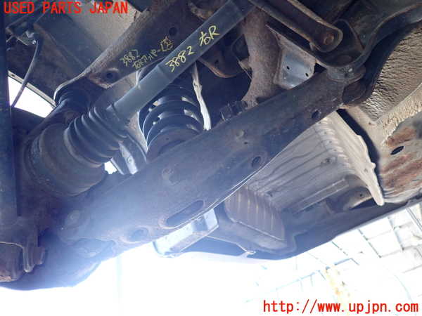 2UPJ-9238825200]クラウン エステート(JZS175W)右リアロアアーム1 中古_2