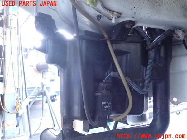 2UPJ-9238826791]クラウン エステート(JZS175W)ウォッシャータンク1 中古_3