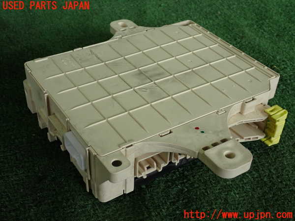2UPJ-9238826741]クラウン エステート(JZS175W)ヒューズボックス1 中古_2
