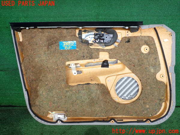 2UPJ-9238821234]クラウン エステート(JZS175W)右前ドア内張り 中古_4