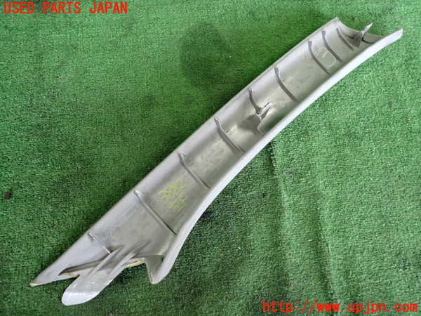 2UPJ-9238827660]クラウン エステート(JZS175W)左フロントピラートリム 中古_2