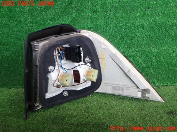 2UPJ-9238831536]BMW 525i ツーリング(PU25)(E61)左テールランプ 中古_3