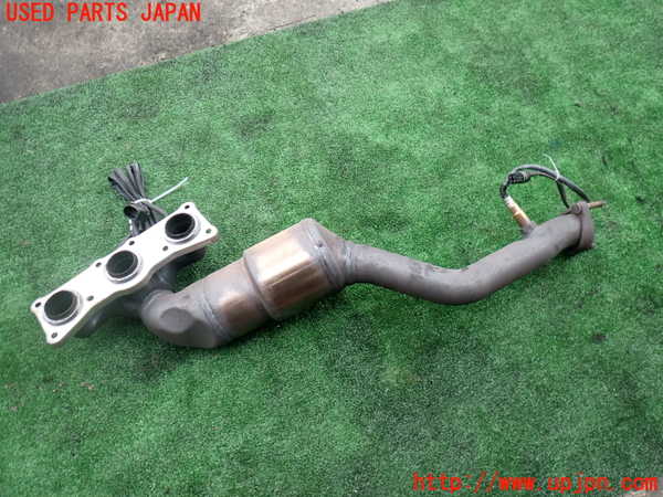 2UPJ-9238832041]BMW 525i ツーリング(PU25)(E61)エキマニ1 触媒 マニバーター 中古_2