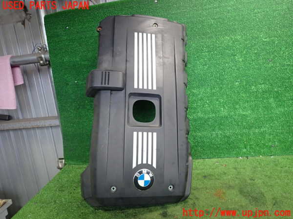 2UPJ-9238832160]BMW 525i ツーリング(PU25)(E61)エンジンアッパーカバー 中古_1