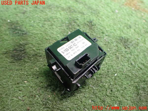 2UPJ-9238836307]BMW 525i ツーリング(PU25)(E61)スイッチ2 (バックドア) 中古_2