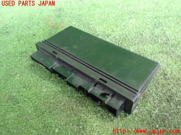 2UPJ-9238836146]BMW 525i ツーリング(PU25)(E61)コンピューター1 中古_2