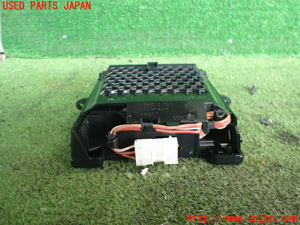 2UPJ-9238837821]BMW 525i ツーリング(PU25)(E61)灰皿1 中古_3