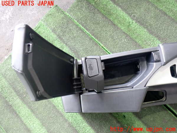 2UPJ-9238837540]BMW 525i ツーリング(PU25)(E61)センターコンソール 中古_4