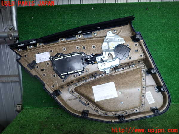 2UPJ-9238831294]BMW 525i ツーリング(PU25)(E61)右後ドア内張り 中古_3