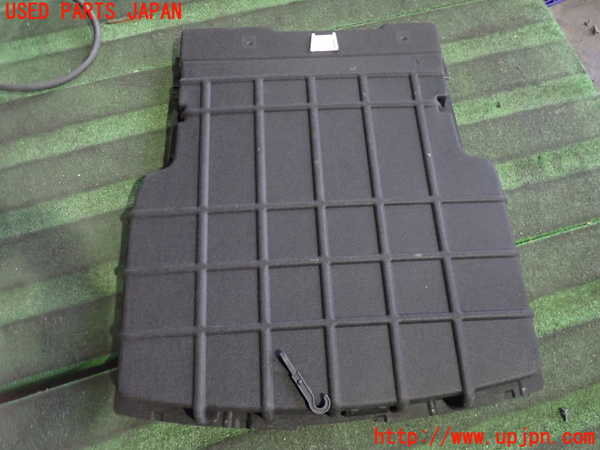 2UPJ-9238837771]BMW 525i ツーリング(PU25)(E61)ラゲッジトレイ1 中古_2