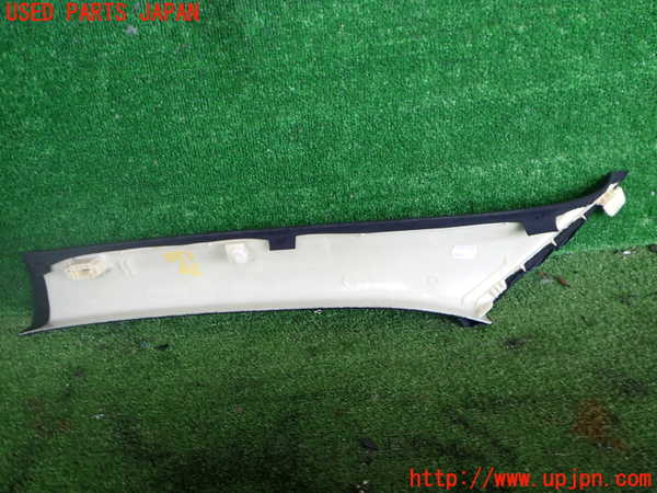 2UPJ-9238837655]BMW 525i ツーリング(PU25)(E61)右フロントピラートリム 中古_2