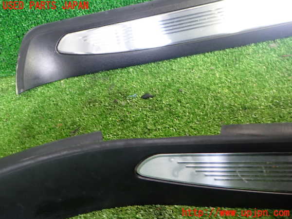 2UPJ-9238837740]BMW 525i ツーリング(PU25)(E61)スカッフプレート (ジャンク品) 中古_4