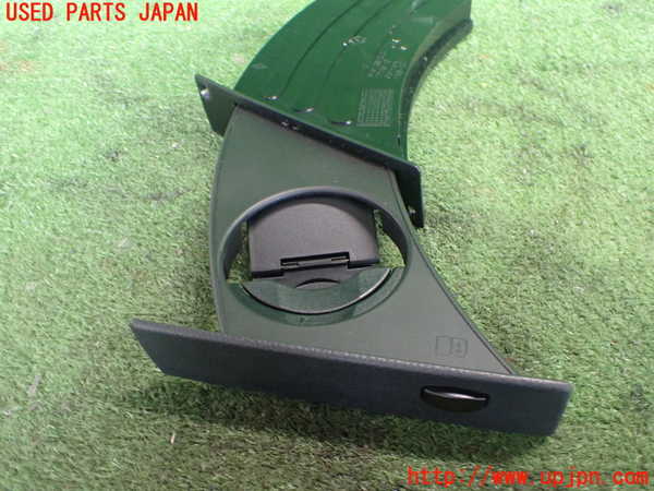 2UPJ-9238837810]BMW 525i ツーリング(PU25)(E61)ドリンクホルダー 中古_2