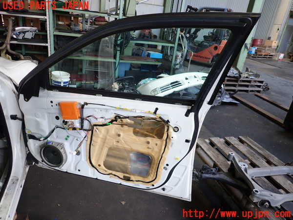 2UPJ-9238841230]クラウン ロイヤル(GRS180)右前ドア 中古 NSG M5O5_2