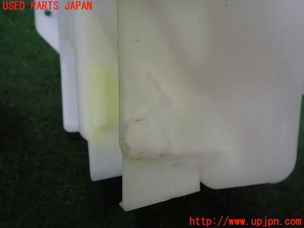 2UPJ-9238846791]クラウン ロイヤル(GRS180)ウォッシャータンク1 中古_3