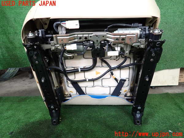 2UPJ-9238847035]クラウン ロイヤル(GRS180)運転席シート 中古_4