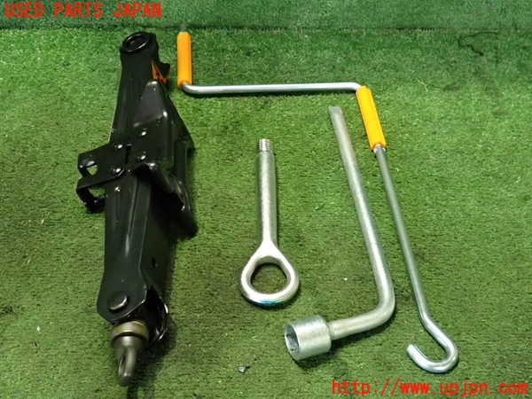 2UPJ-9238847805]クラウン ロイヤル(GRS180)車載工具 中古_2