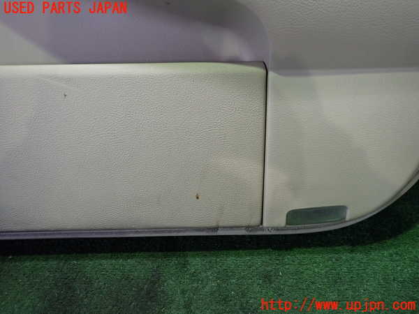 2UPJ-9238841234]クラウン ロイヤル(GRS180)右前ドア内張り 中古_3