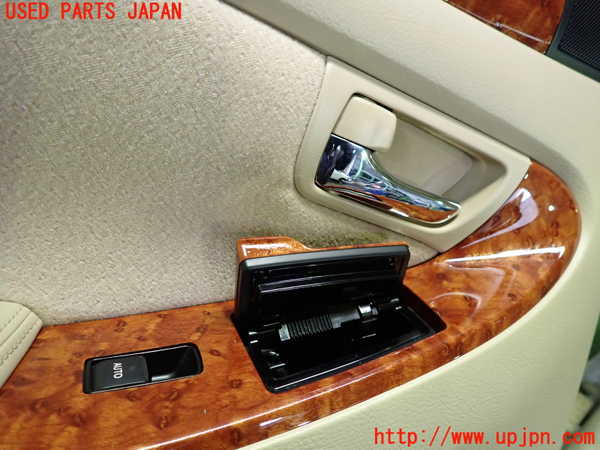 2UPJ-9238841324]クラウン ロイヤル(GRS180)左後ドア内張り 中古_2