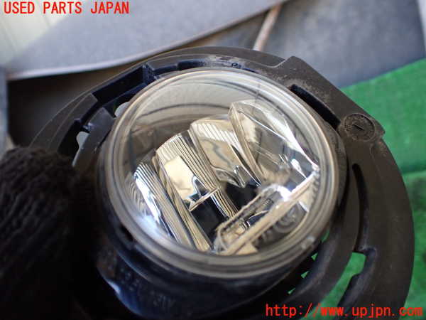 1UPJ-9238851180]ジープ・グランドチェロキー(WK36TA)右フォグ 中古_2