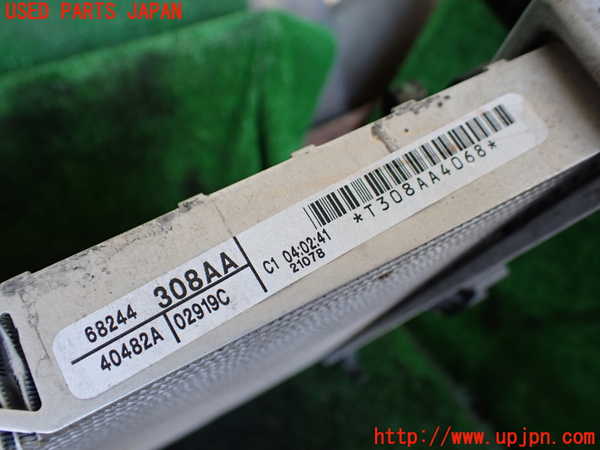 1UPJ-9238852321]ジープ・グランドチェロキー(WK36TA)ラジエーター1 中古_3