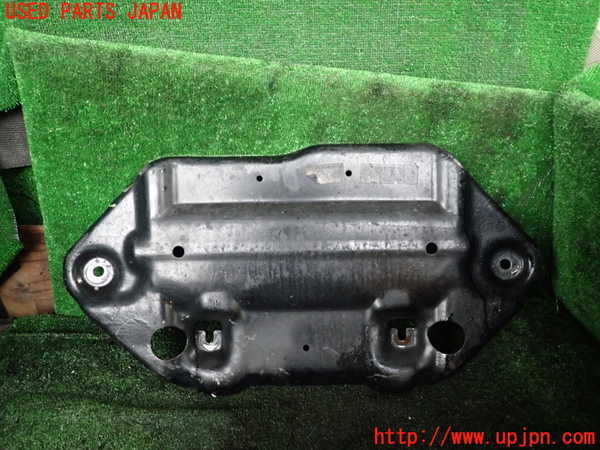 1UPJ-9238852170]ジープ・グランドチェロキー(WK36TA)エンジンアンダーカバー 中古_2