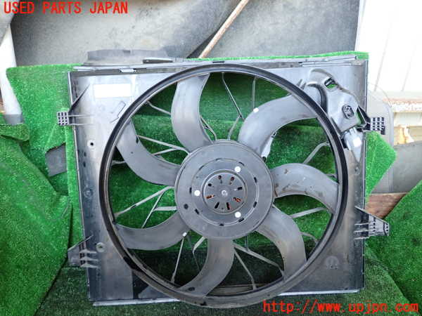 1UPJ-9238856836]ジープ・グランドチェロキー(WK36TA)電動ファン1 中古_2