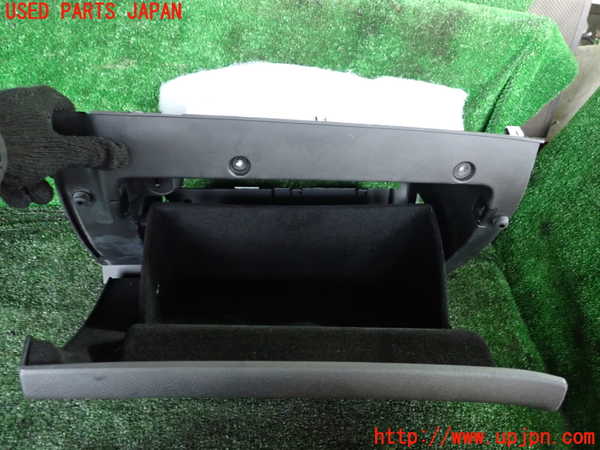 1UPJ-9238857516]ジープ・グランドチェロキー(WK36TA)グローブボックス1 中古_2