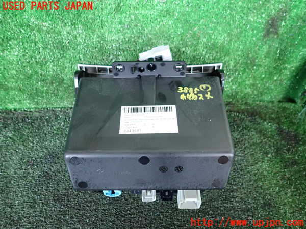 1UPJ-9238857841]ジープ・グランドチェロキー(WK36TA)小物入れ1 中古_4