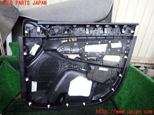 1UPJ-9238851264]ジープ・グランドチェロキー(WK36TA)左前ドア内張り 中古_4
