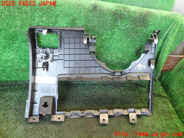 1UPJ-9238857691]ジープ・グランドチェロキー(WK36TA)内装トリム類1 中古_3