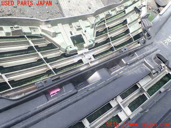 1UPJ-9238861010]エルグランド(TE52)フロントバンパー 中古_4