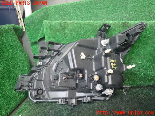 1UPJ-9238861130]エルグランド(TE52)右ヘッドライト HID 中古_4