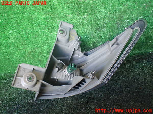 1UPJ-9238861156]エルグランド(TE52)左リアコーナーランプ ジャンク_4